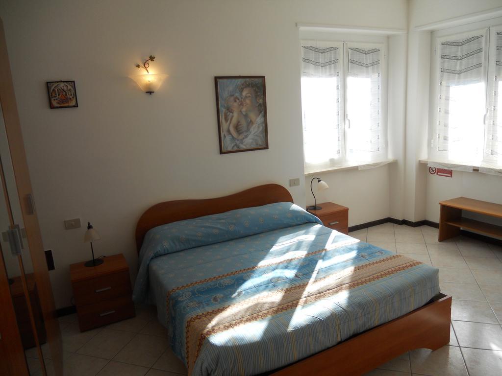 דיאנו מרינה B&B Home Sweet Home חדר תמונה